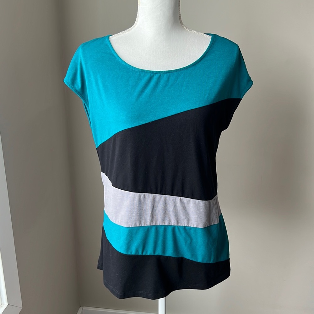5/$25 Ricki’s Top